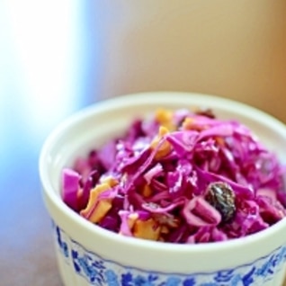 紫キャベツとナッツのデリ風サラダ